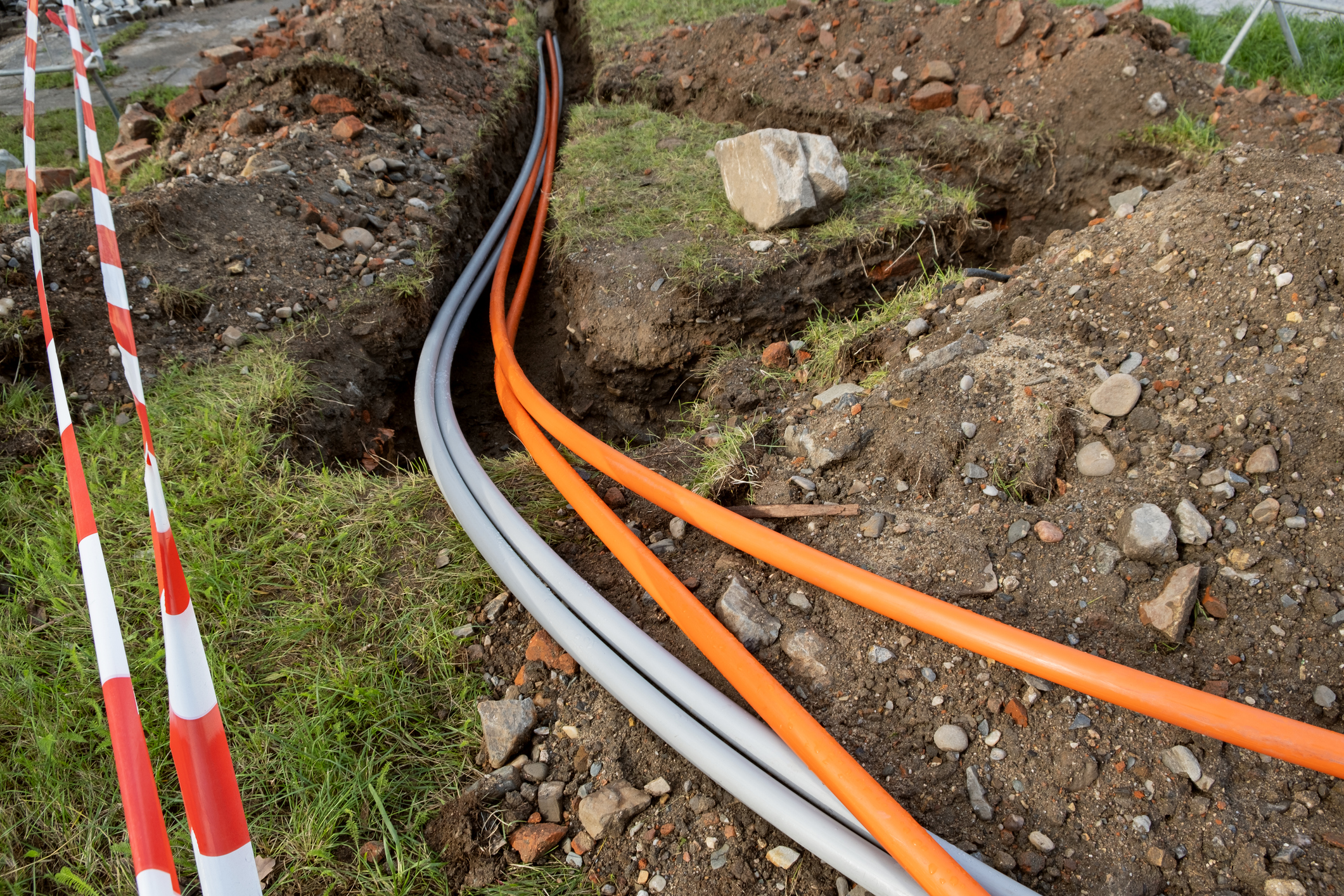 underground fiber cables Underground fiber cables