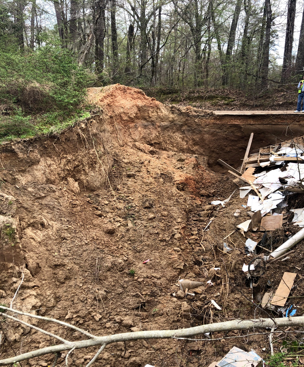 Claiborne-County-Russam-101-0020201_image1 Eroded embankment with debris from flooding in Claiborne County
